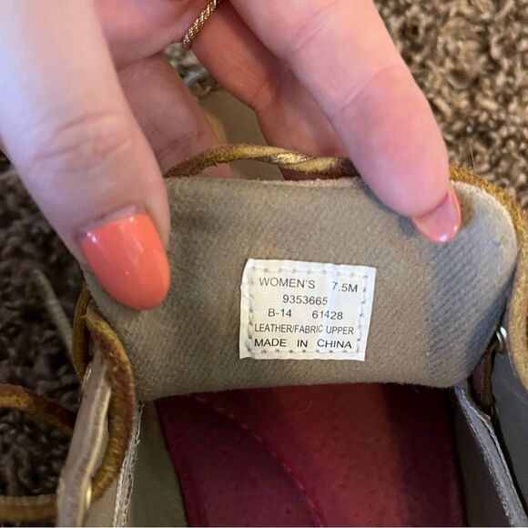 Sperry Songfish Boat Shoe - Picture 10 of 12